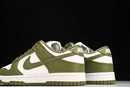 Tênis SB Dunk Low – Olive White (Verde Oliva/Branco)