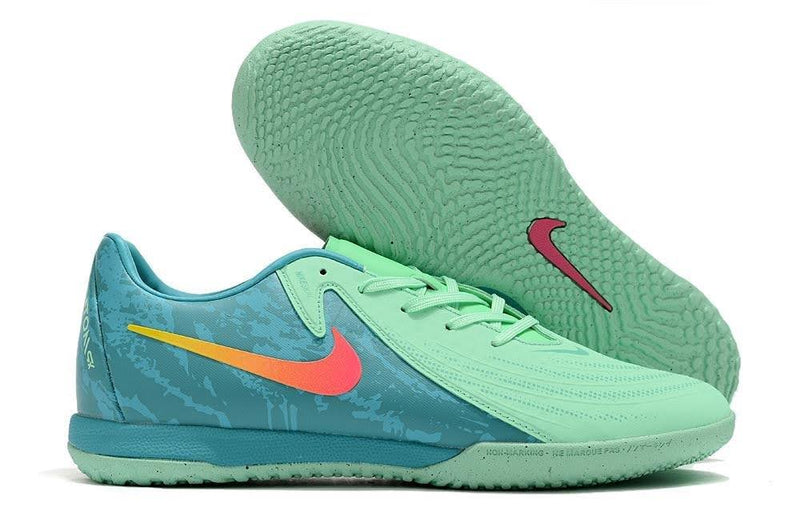 Chuteira Futsal – Modelo “Gripknit” (Tecido Aderente)