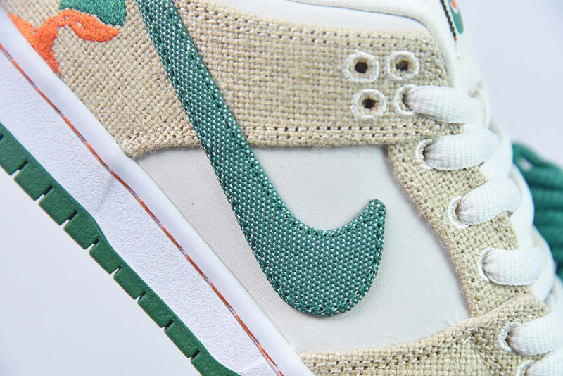 Tênis SB Dunk Low – Modelo “Jarritos” (Edição Limitada)
