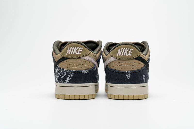 Tênis SB Dunk Low Travis Scott “Jackboys”