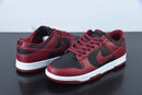 Tênis SB Dunk Low – Modelo “Gym Red” (Vermelho/Branco)
