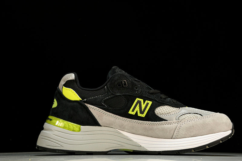NEW BALANCE 992 GREY BLACK