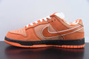 Tênis SB Dunk Low – Modelo “Orange Lobster” (Laranja/Branco) – Edição Concepts