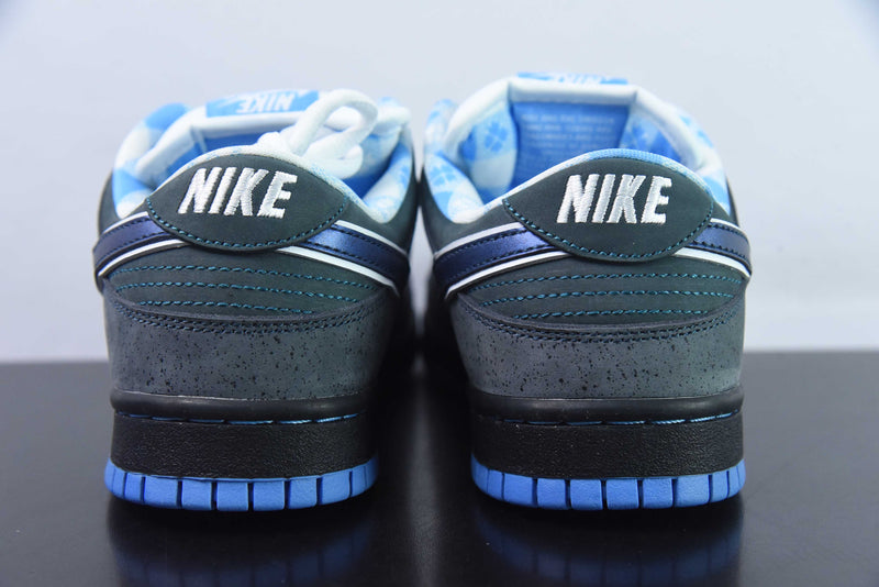 Tênis SB Dunk Low – Modelo “Blue Lobster” (Azul/Branco) – Edição Concepts