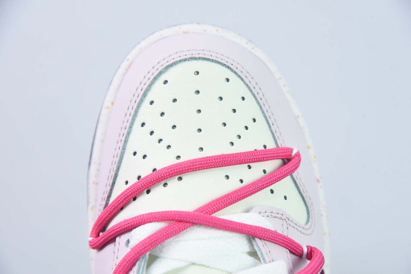 Tênis Dunk Low – Modelo “Multiple Swooshes” (Rosa Sail/Preto) – Custom Exclusivo