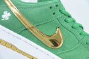 Tênis SB Dunk Low – Modelo “Shamrock” (Verde/Branco)
