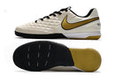 Chuteira Futsal – Modelo “Tiempo” (Linha Clássica)