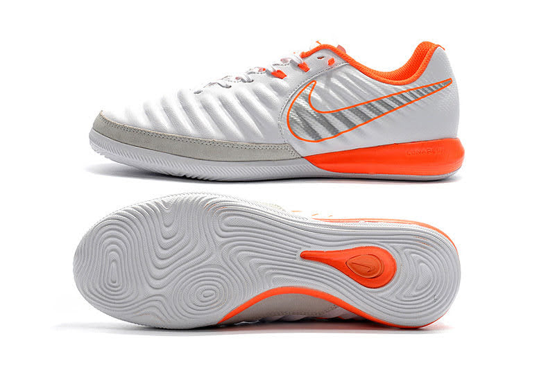 Chuteira Futsal – Modelo “Tiempo” (Linha Clássica)
