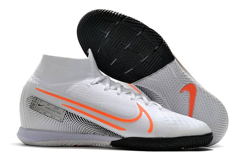 Chuteira Futsal – Modelo “Mercurial” (Velocidade e Agilidade)
