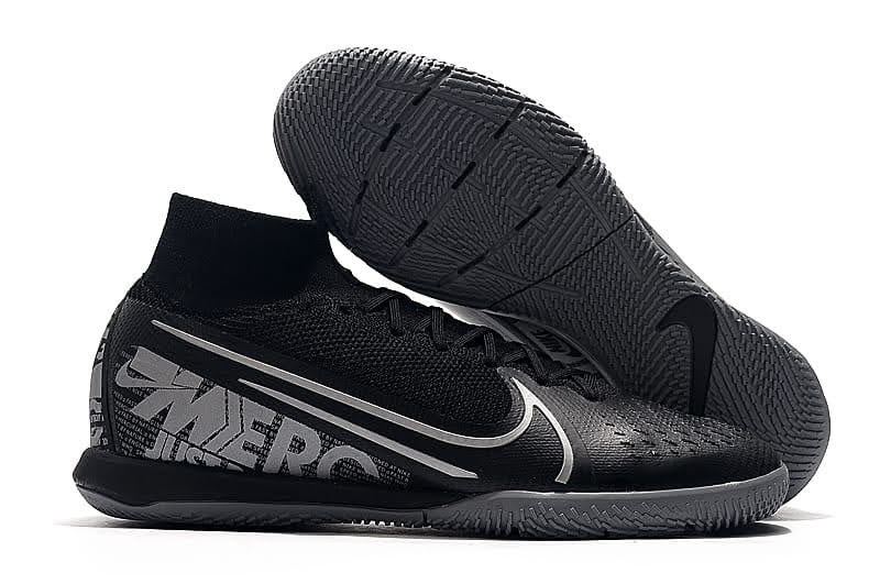 Chuteira Futsal – Modelo “Mercurial” (Velocidade e Agilidade)